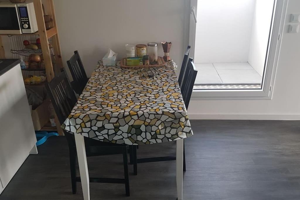Appartement Entier T3# 2 Chambres 1 Salon 렌 외부 사진